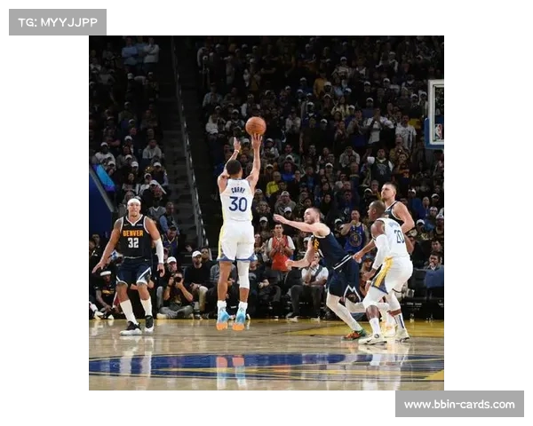 库里罚球绝平瞬间引全场起立致敬的震撼时刻精彩全景回顾画面集锦